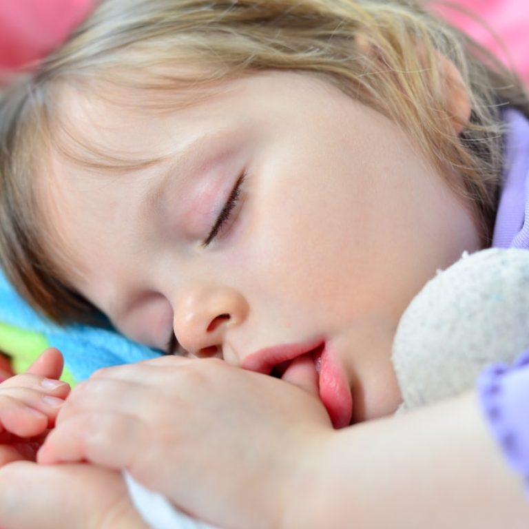 Sleeping,Little,Cute,Baby,Sucking,Thumb
