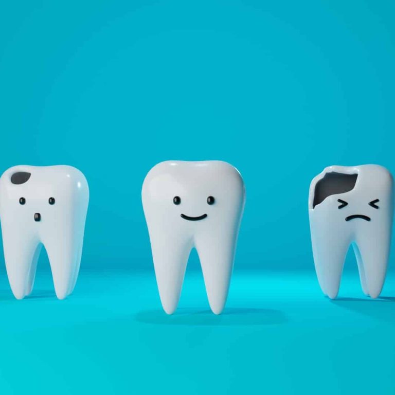 Image,Of,Three,Different,Teeth:,A,Healthy,Tooth,,Teeth,With